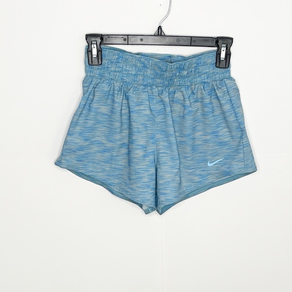 Nike Womens Dri Fit Shorts Size XS - Picture 1 of 9
